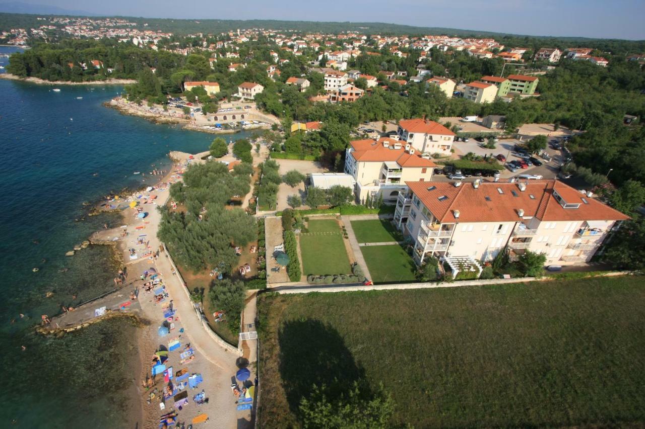 Apartments Marija & Anton Malinska Zewnętrze zdjęcie