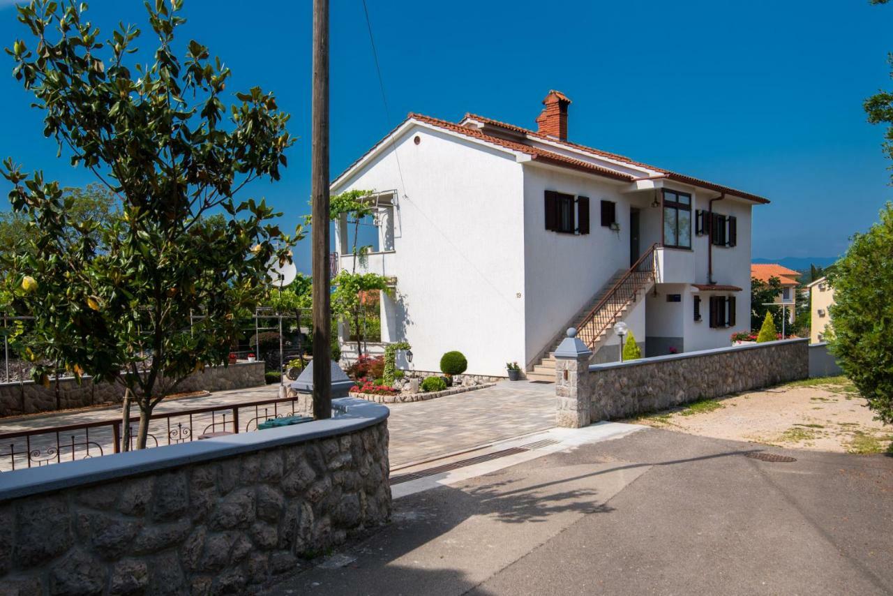 Apartments Marija & Anton Malinska Zewnętrze zdjęcie
