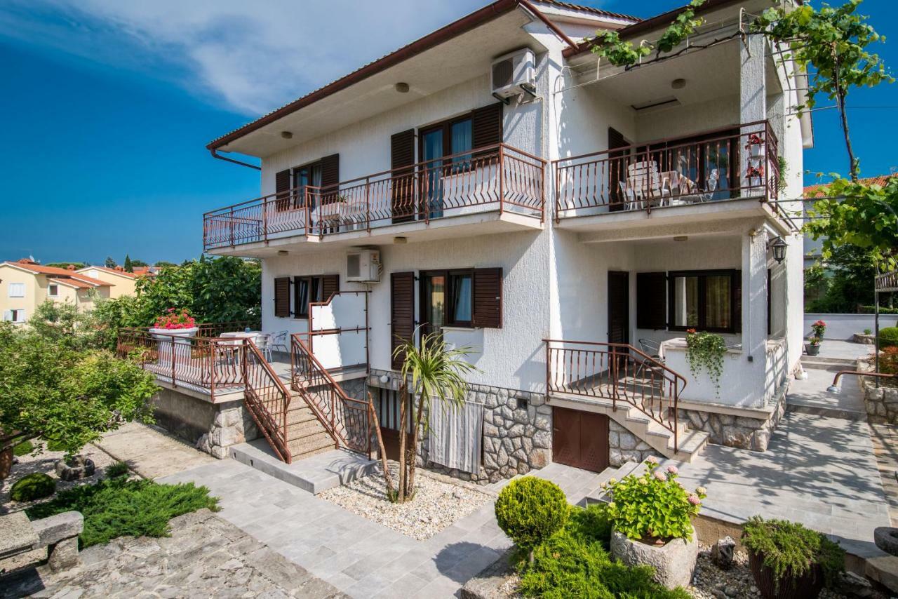 Apartments Marija & Anton Malinska Zewnętrze zdjęcie