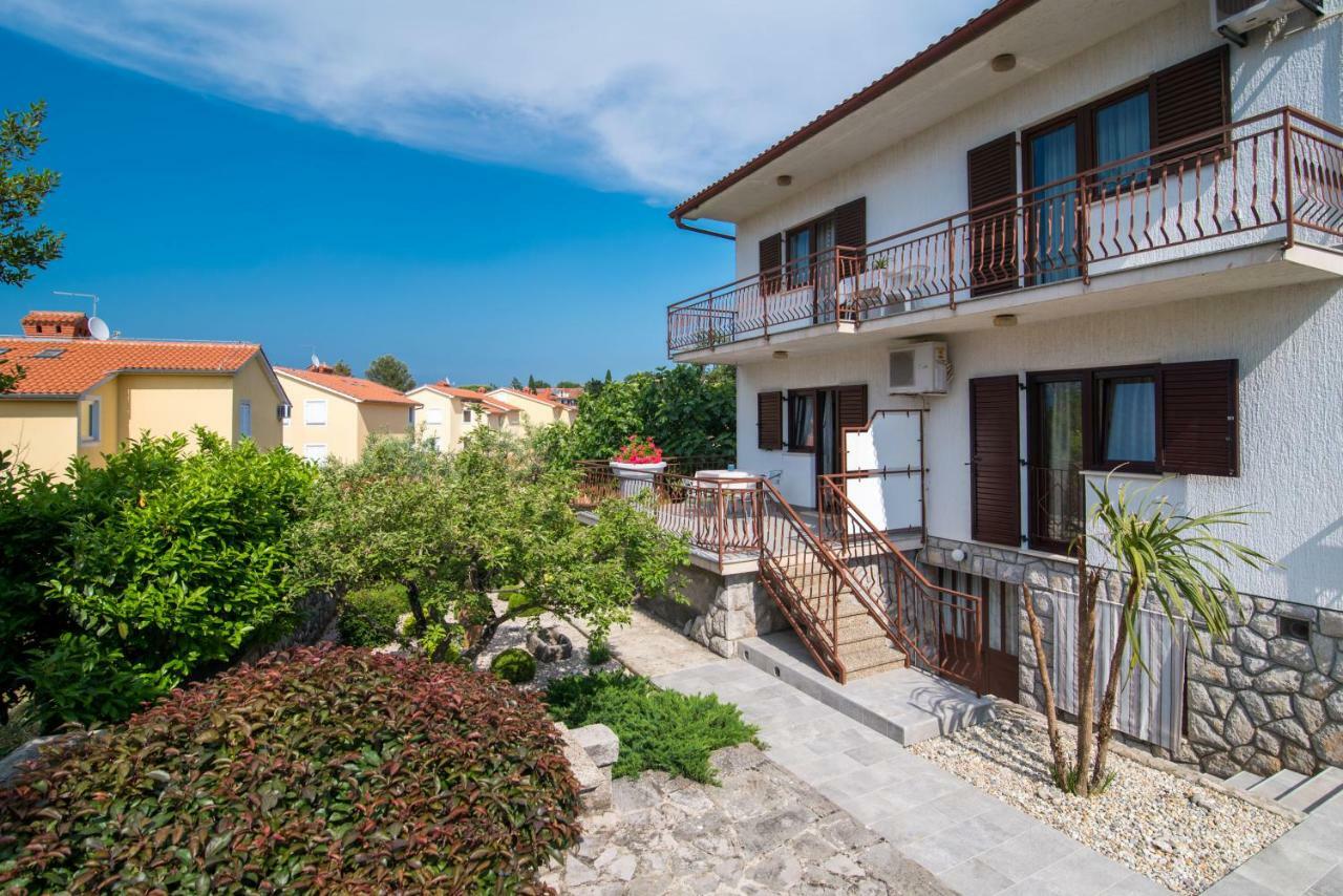 Apartments Marija & Anton Malinska Zewnętrze zdjęcie